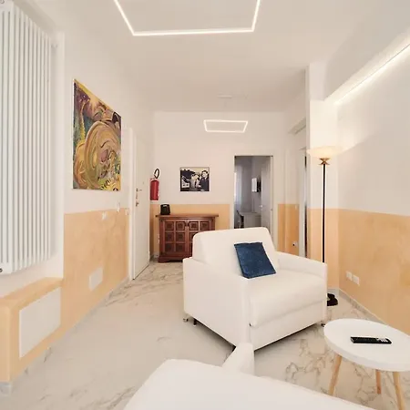 Ampio A 2 Passi Dal Centro Apartment *