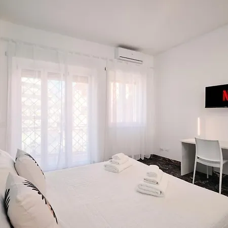 Ampio A 2 Passi Dal Centro Apartment *