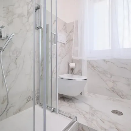 Ampio A 2 Passi Dal Centro Apartment Rom