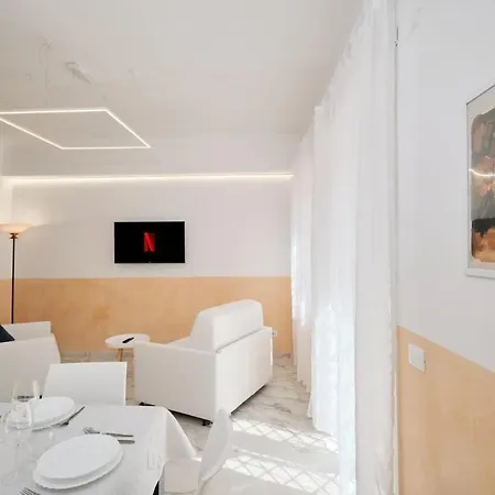 Ampio A 2 Passi Dal Centro Apartmán